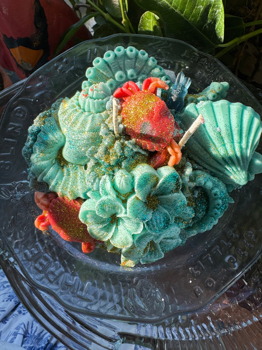 BLUE CZECH BUNNY, Galveston red seaglass in Seawall Breeze with Fish Drip plate