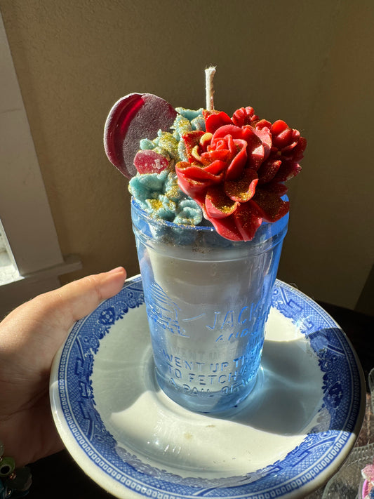 XL Galveston red seaglass in Seawall Breeze with blue willow Drip plate