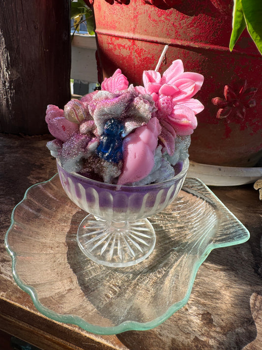 BLUE CZECH bulldog, german swirl cane, in Seawall Breeze with shell Drip plate