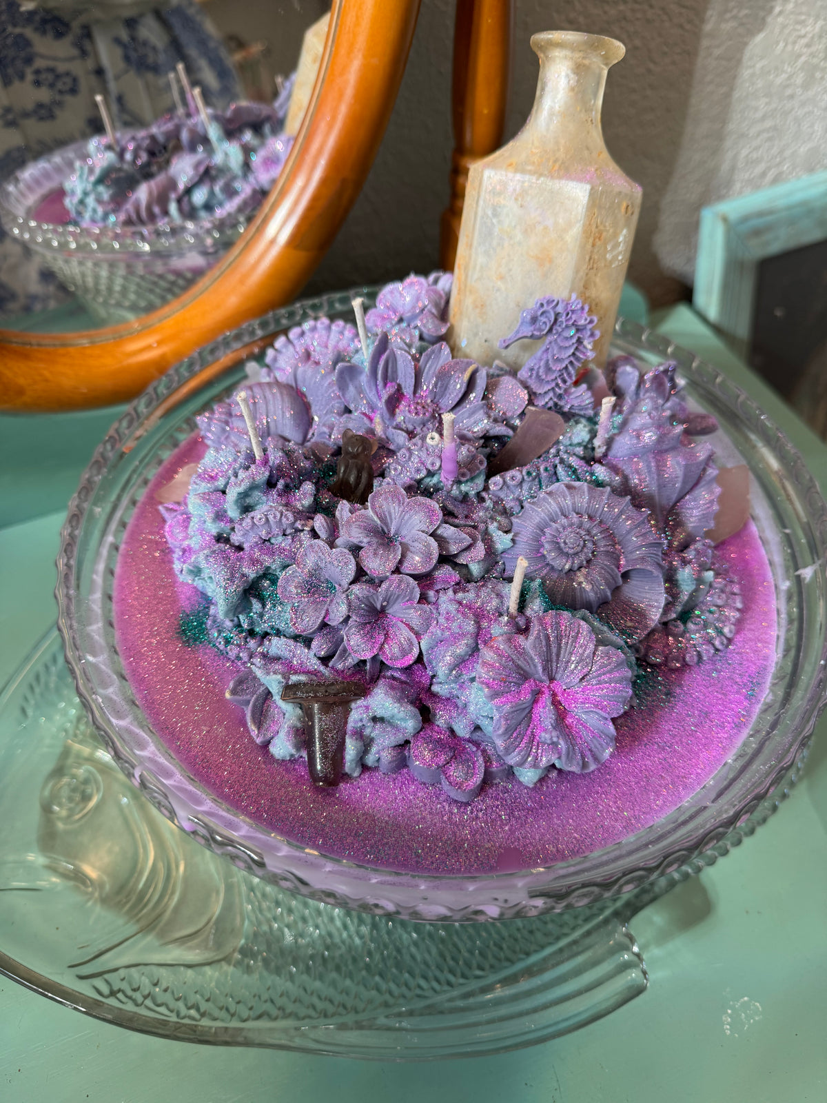 PURPLE GALVESTON STOPPER PURPLE CZECH bulldog, in Seawall Breeze with FISH Drip plate 13 pound candle