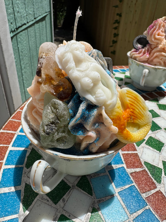 Bonfire Seaglass, Purple Lip, and Vulcanite Stopper- Peach Mojito