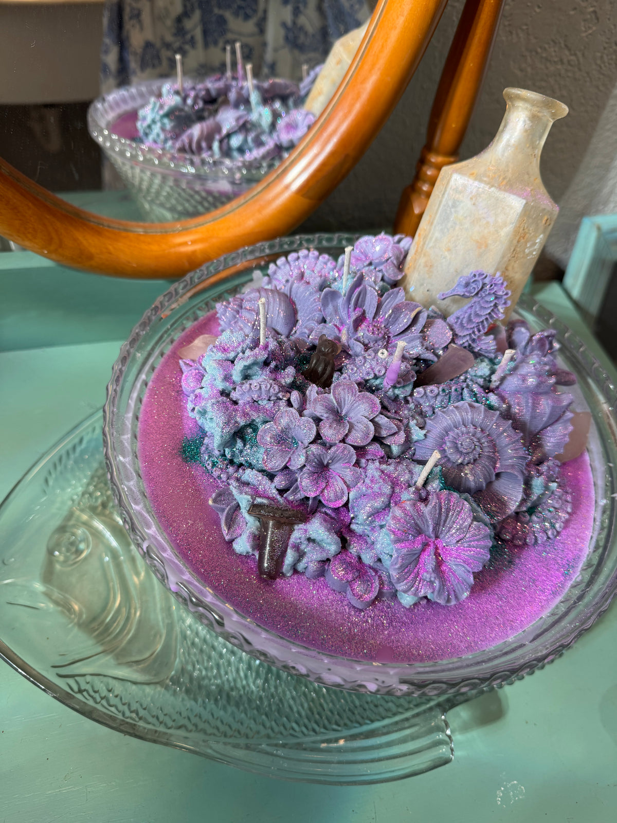 PURPLE GALVESTON STOPPER PURPLE CZECH bulldog, in Seawall Breeze with FISH Drip plate 13 pound candle